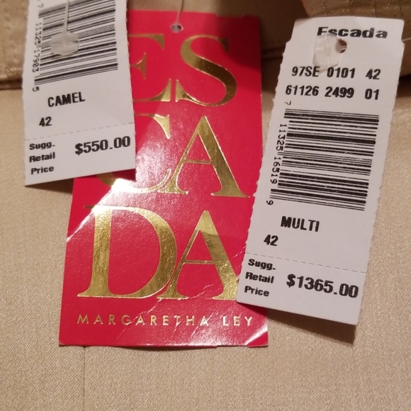 suit - Picture 4 of 4